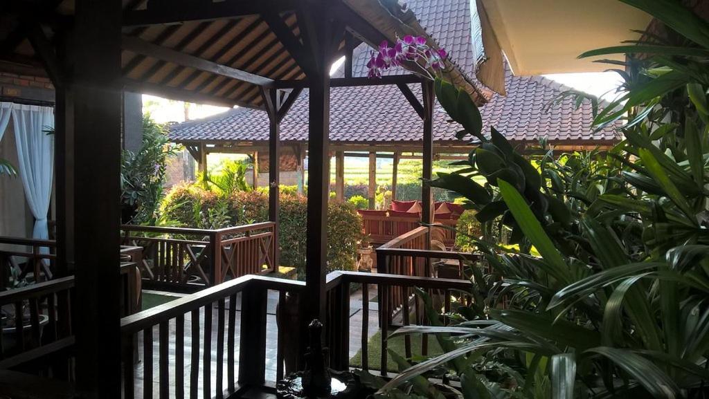 Ngeluwungan Boutique Hostel Canggu  Exterior photo